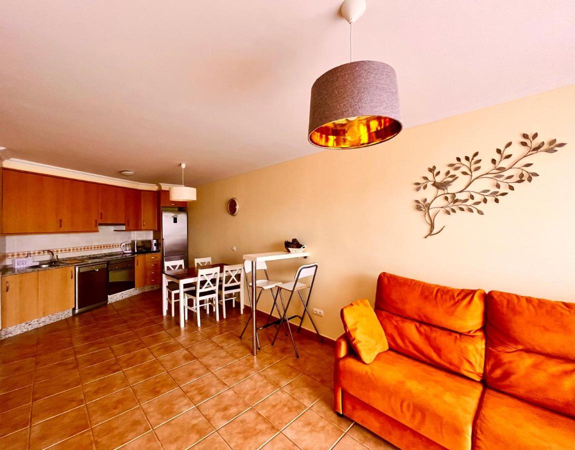 Apartment In 2 La Tejita
